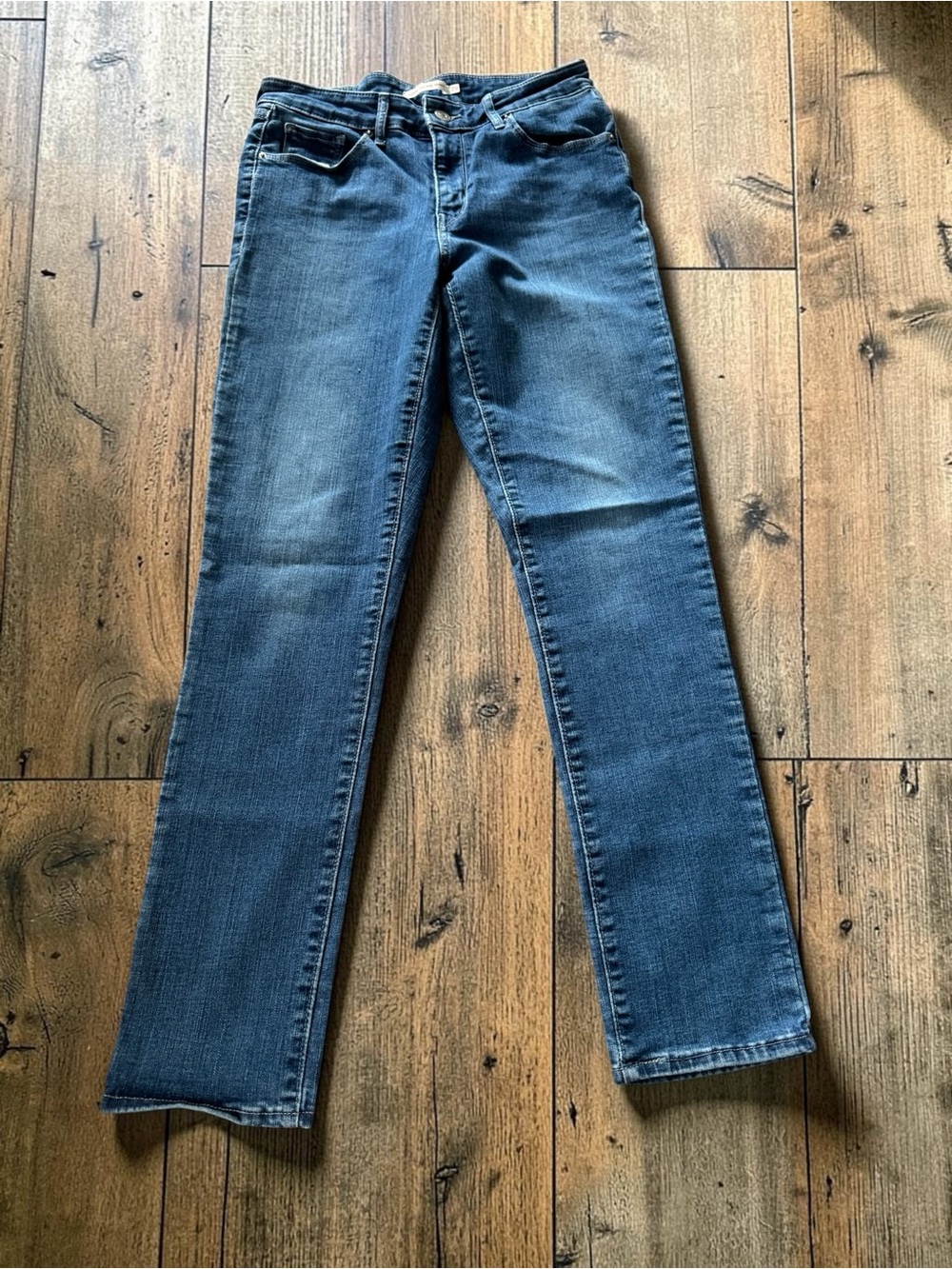 Levi’s Women’s Jeans 29x30 Classic Mid Rise Skinny Blue Denim Stretch